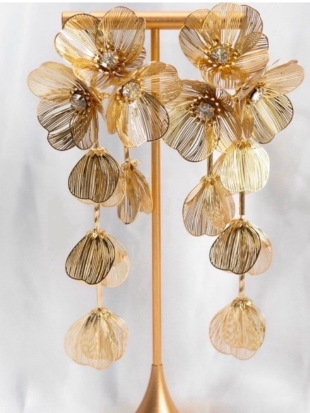 Kate Middleton Gold Flower Earrings
